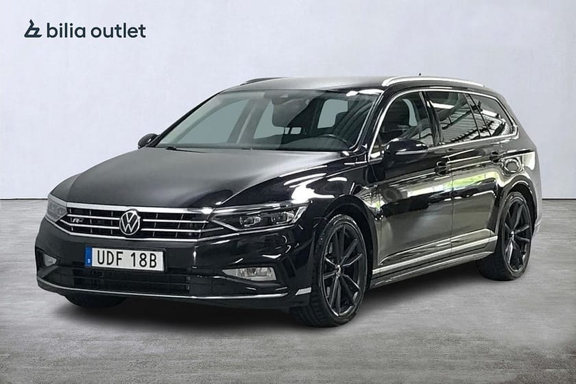 Bild 1 av Volkswagen Passat Sportscombi 2.0 TDI 4M DSG R-Line 200hk Cockpit Drag