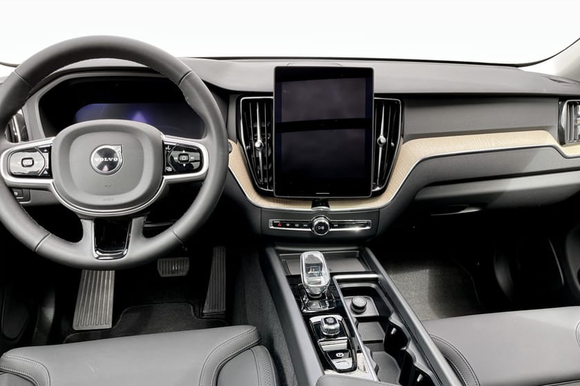 Bild 4 av Volvo XC60 T6 Plus Dark Nordic Edition