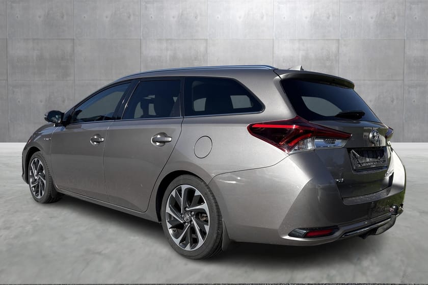 Bilde 3 av Toyota Auris Touring Sports Hybrid 1.8 Style I Hengerfeste