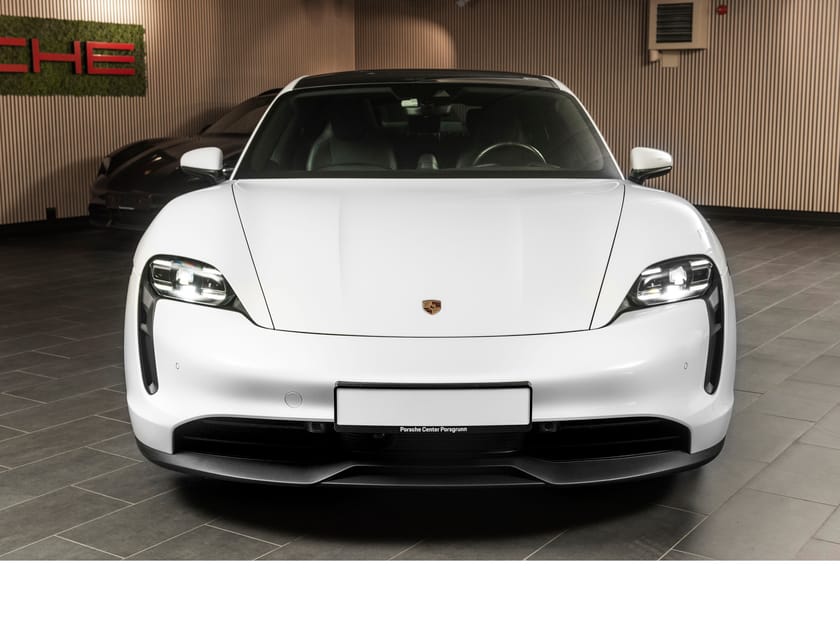 Bilde 2 av Porsche Taycan Pano/Sport-chrono/BOSE/Passaskjerskjerm/ACC/+++