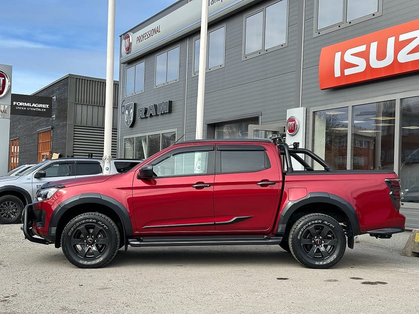 Bild 3 av Isuzu D-Max Crew Cab XRX CNG | 3 195:-/mån | Årsskatt 4 243 kr | SE UTR