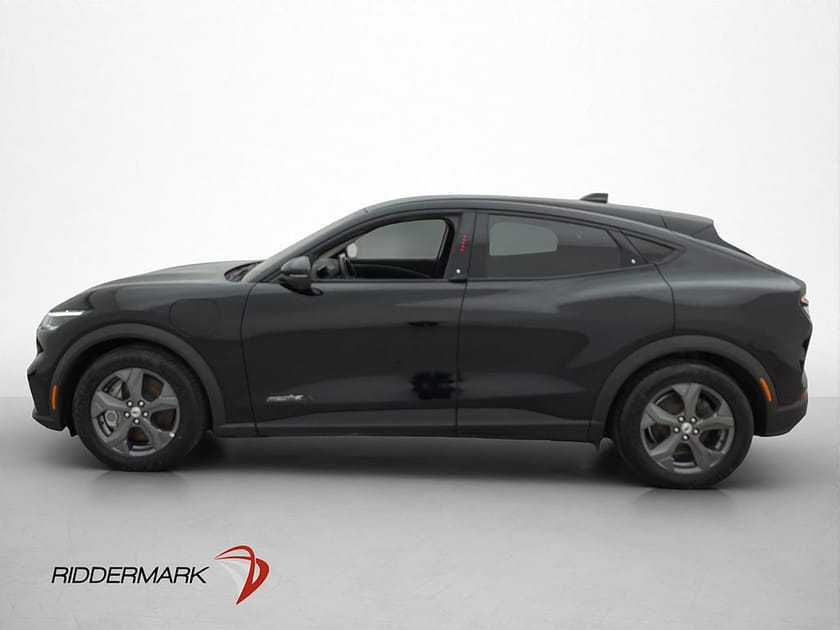 Bild 5 av Ford Mustang Mach-E Long Range 294hk Pano 360° Navi Kamera