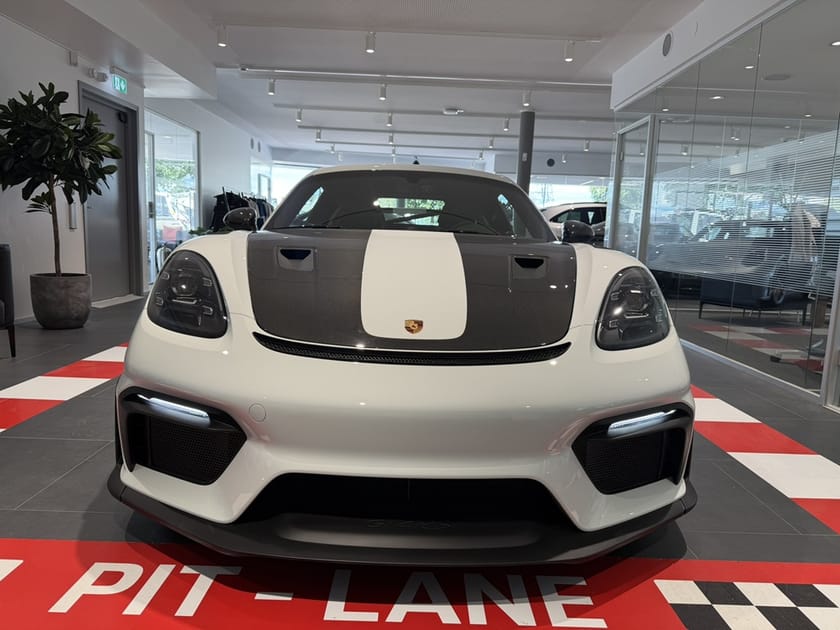 Bild 3 av Porsche 718 Cayman GT4 RS 