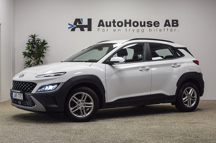 Bild 1 av Hyundai Kona 1.0 T-GDI Essential Backkamera CarPlay Nyservad