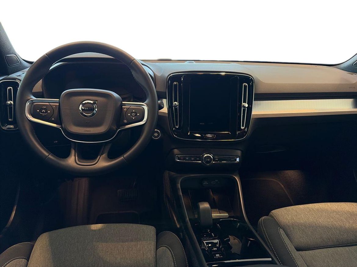 Volvo XC40 2025 - miniatyr 9