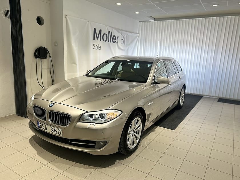 Bild 1 av BMW 520d Touring 520 D 184hk Drag|Sensorer|Nybess