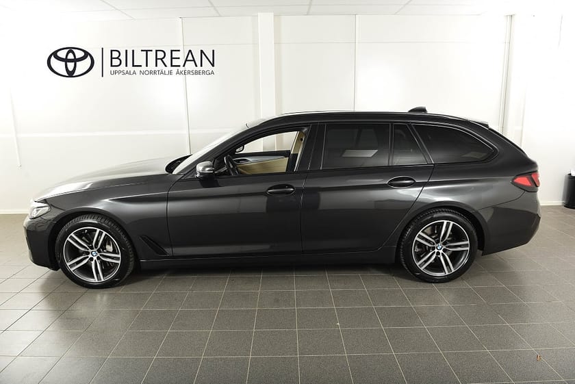 Bild 2 av BMW 540i xDrive Touring 540 Navi Drag Värmare
