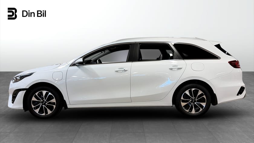 Bild 3 av Kia Ceed Sportswagon Plug-in Hybrid DCT 141hk/Advance Plus/S+V-Hjul