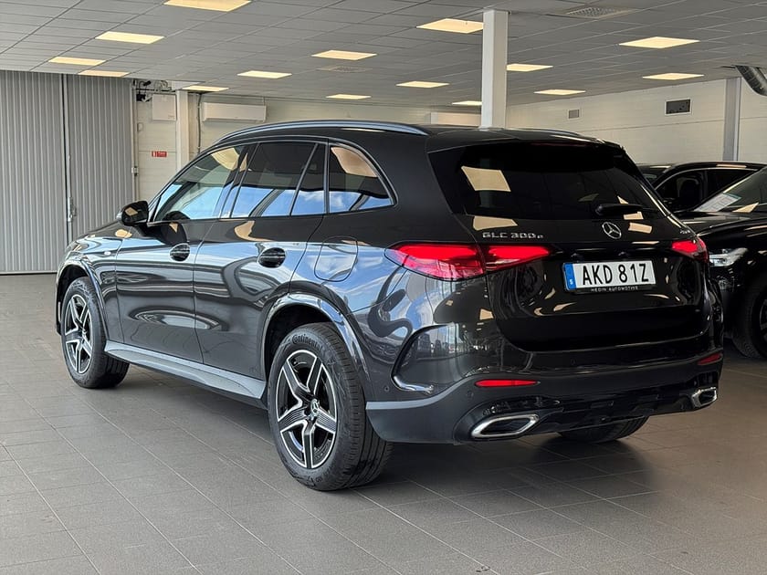 Bild 4 av Mercedes-Benz GLC 300 e 4MATIC 300e AMG Burmester MOMS
