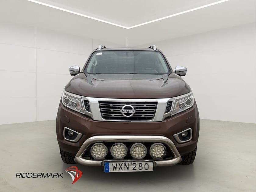 Bild 5 av Nissan Navara Dubbelhytt Tekna 2.3dCi 4WD Dragkrok Skinn Diff 360° Kåpa