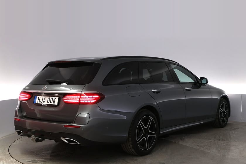 Bild 5 av Mercedes-Benz E 300 T de 4MATIC E300 AMG Drag Elstol 360 Navi