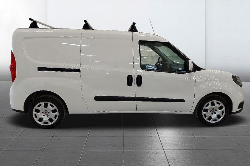 Bild 4 av Fiat Doblò Van Maxi 0.9 t 1.4 T-JET NP CNG Drag Inredd Kamera Värmare MOMS