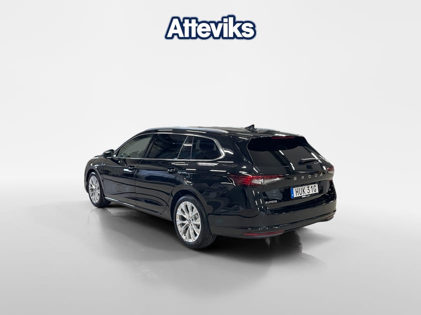 Bild 5 av Škoda Superb iV Kombi SELECTION 1,5 TSI 204 HK