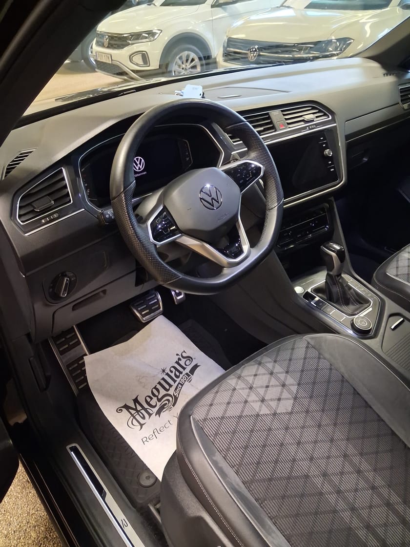 Bild 5 av Volkswagen Tiguan Allspace 5-sätes R-LINE 2,0 Tdi 4M 200hk