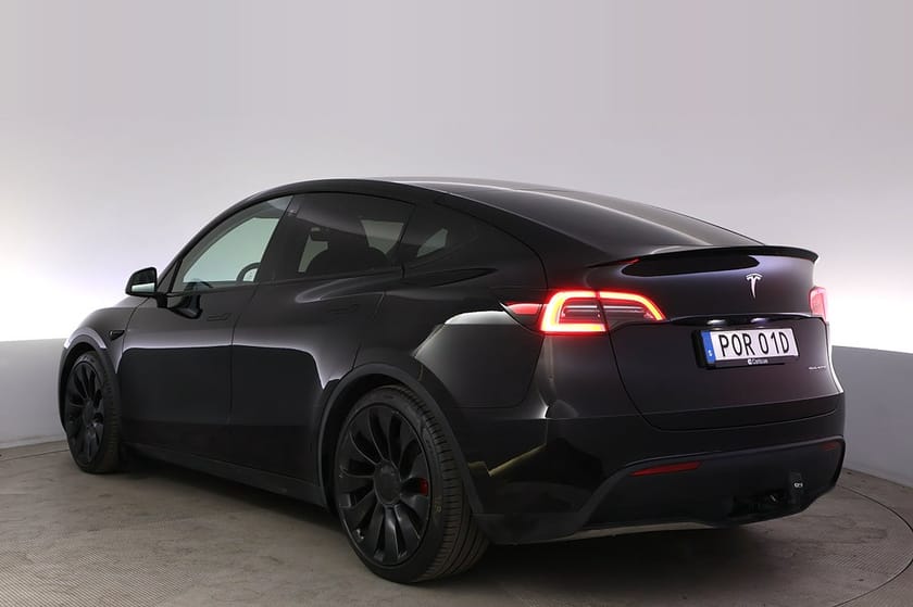 Bild 4 av Tesla Model Y Performance Autopilot Panorama Drag