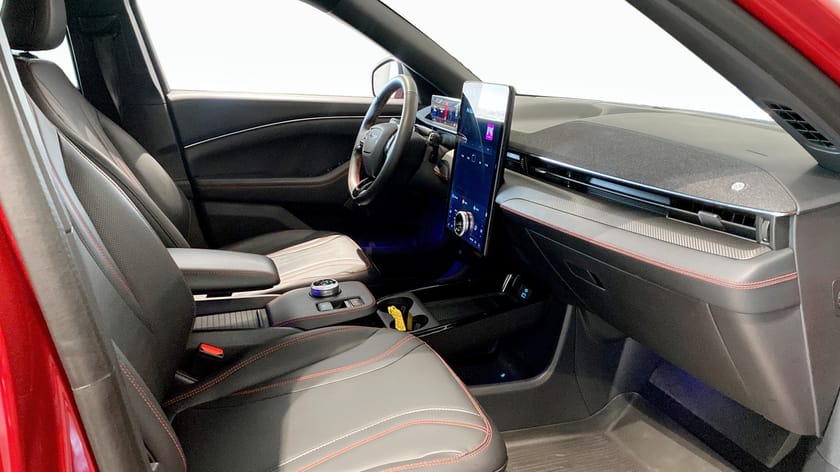 Bild 3 av Ford Mustang Mach-E Standard Range AWD 269HK | Teknikpaket + |40 mil|