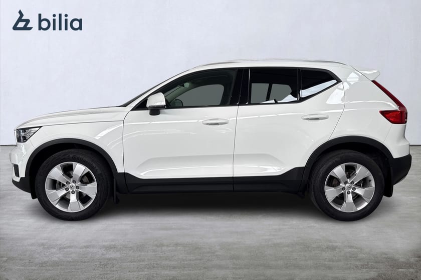 Bild 4 av Volvo XC40 T3 FWD aut Momentum Advanced Edt/Tonade rutor/Baksätesvärme/Rattvärme