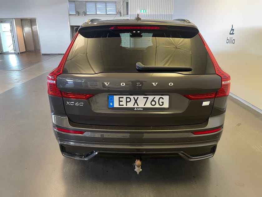 Bild 3 av Volvo XC60 Recharge T8 II R-Design/ Navigation/ Drag/360 Kamera/ Harman Kardon/ 10.000kr Tillbehör/