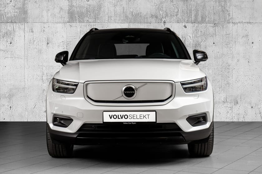 Bilde 3 av Volvo XC40 Recharge P8 AWD Pure Electric Hengerfeste HarmanKardon