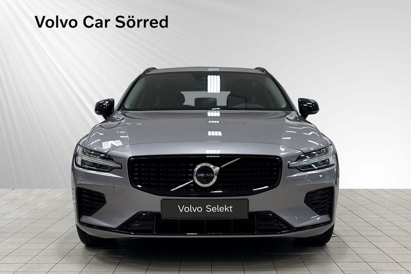 Bild 4 av Volvo V60 T6 Plus Dark Nordic Edition, Drag, 360 Kamera, H&K