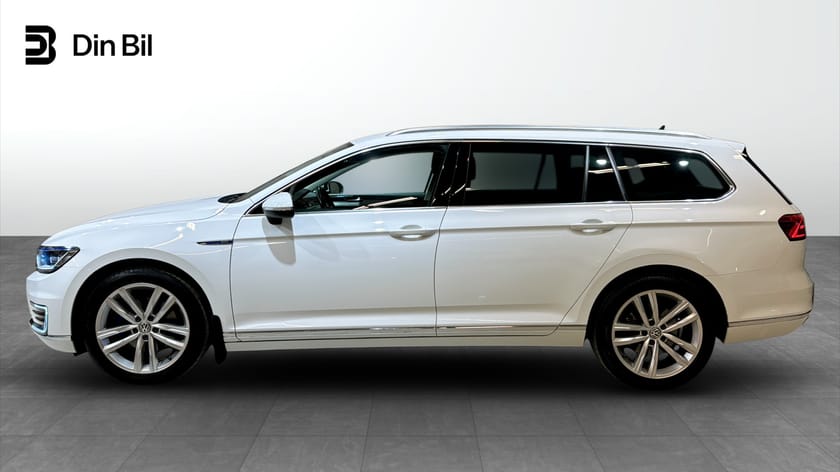 Bild 2 av Volkswagen Passat Variant GTE DSG Excutive Business Drag/P-värmare