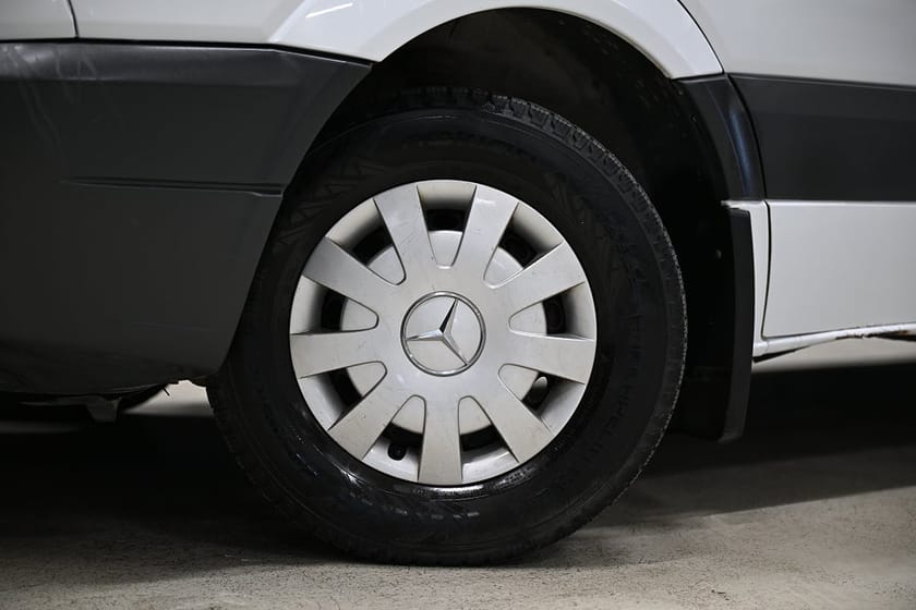 Bild 3 av Mercedes-Benz Sprinter 316 CDI Skåpbil 163HK L4|Maxi|Långskåp|Uppvärmt-skåp|Drag