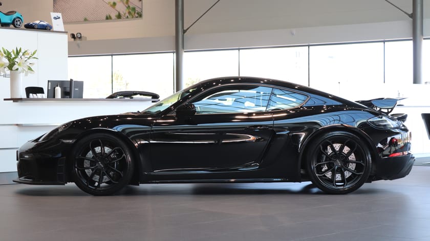 Bild 4 av Porsche 718 Cayman GT4 