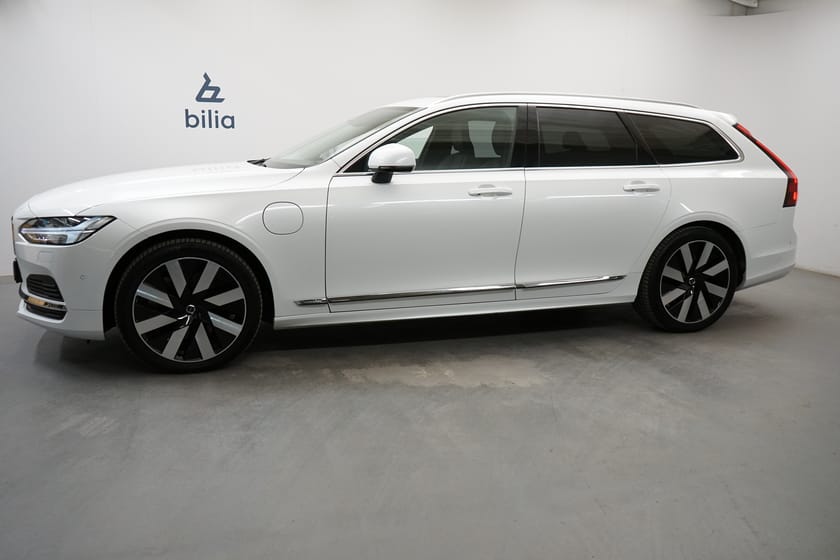 Bild 2 av Volvo V90 Recharge T6 Plus Bright Edition, Taklucka, Navigation, HarmanKardon PremiumSound, Dragkrok
