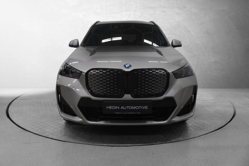 Bilde 2 av BMW iX1 xDrive30