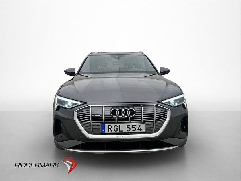 Bild 3 av Audi e-tron 55 quattro S-line Pano HUD Drag Skinn 360°