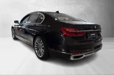 Thumnail bilde 2 av BMW 750i xDrive