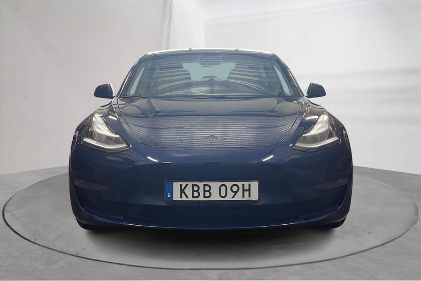 Bild 5 av Tesla Model 3 Long Range AWD Dual Motor Deep Blue Met.