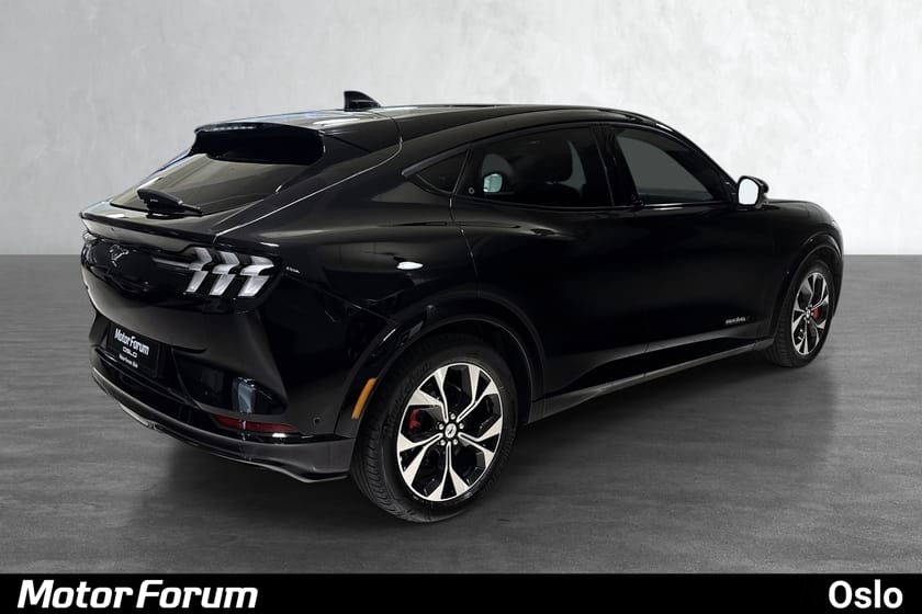 Bilde 5 av Ford Mustang Mach-E Long Range AWD 4x4 - 550 km wltp - bang olufsen anlegg -