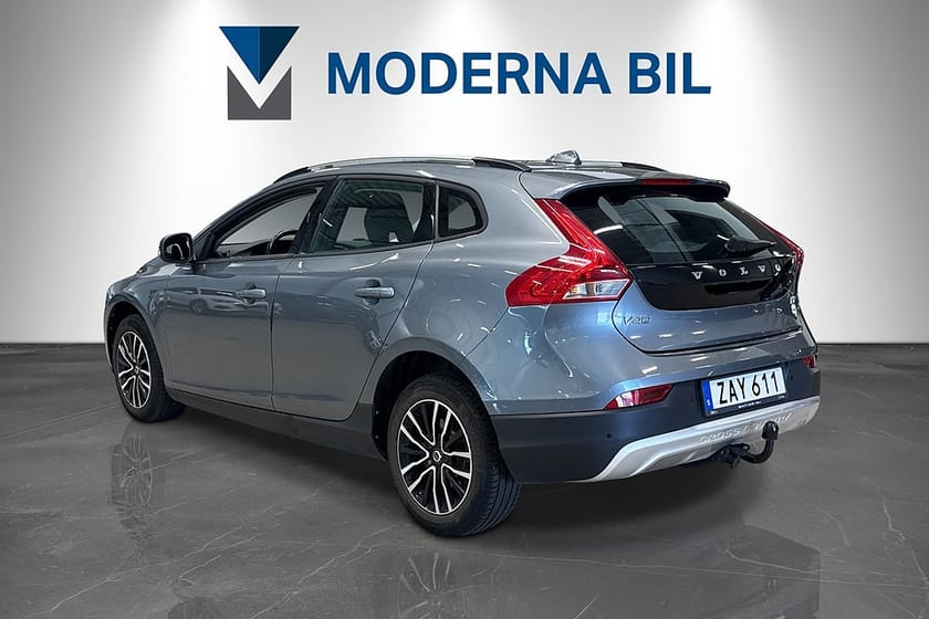 Bild 4 av Volvo V40 Cross Country D2 Geartronic 120hk Business Advanced Drag Dvärm Nyserv