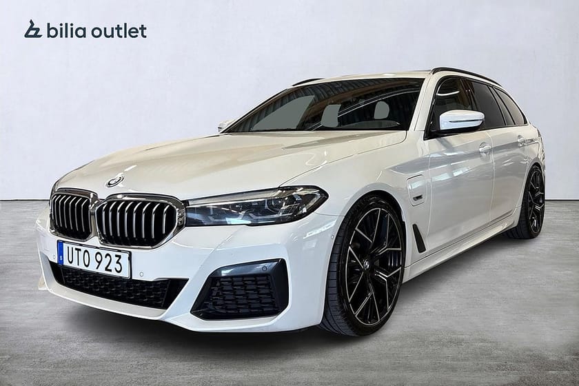 Bild 1 av BMW 530e xDrive Touring Steptronic M Sport / Dragkrok / Navi