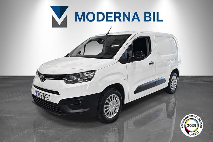 Bild 1 av Toyota ProAce City 1.2 Turbo 130hk Automat Moms B-kam Apple CarPlay