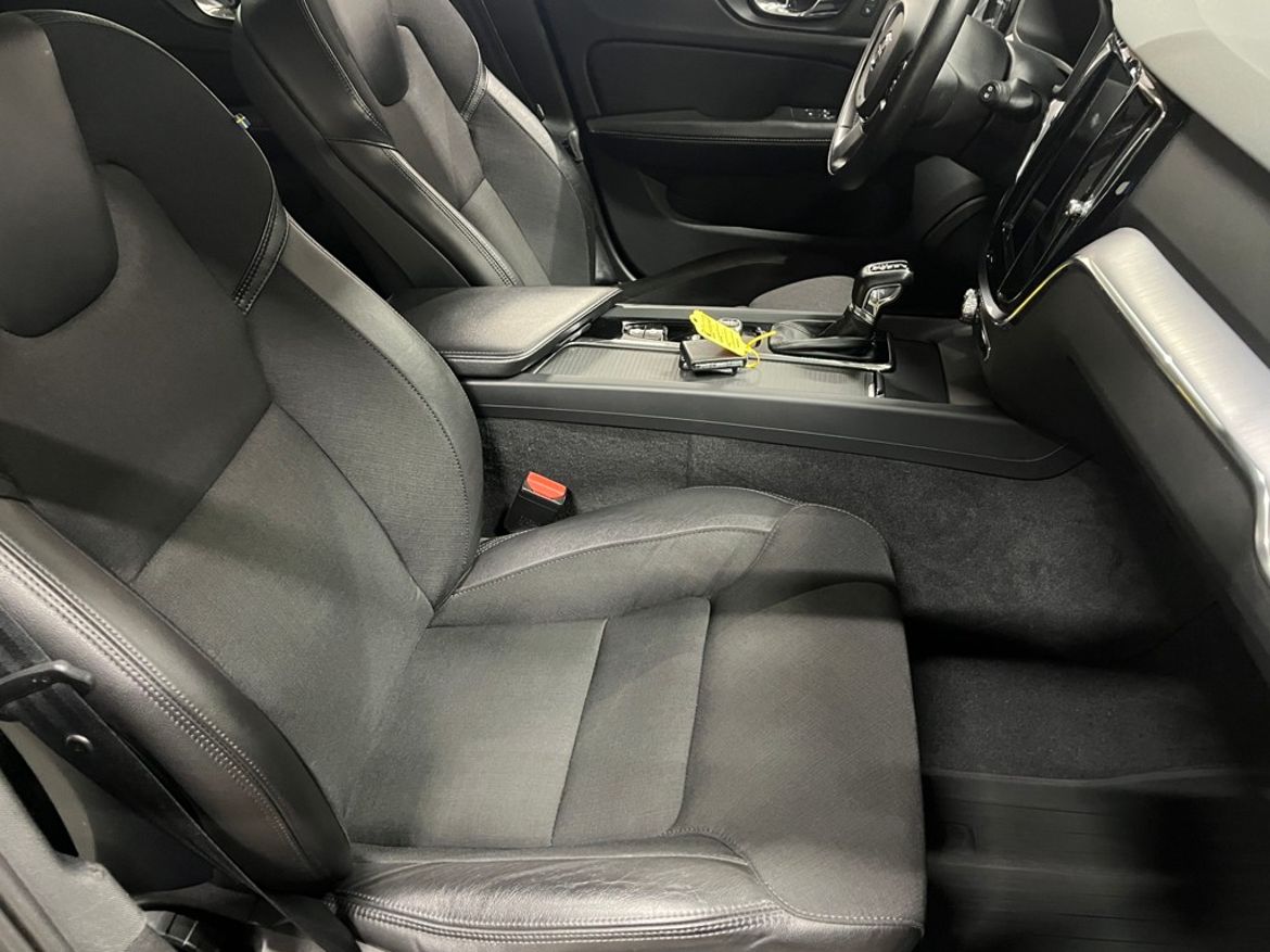 Volvo V60 2019 - miniatyr 8