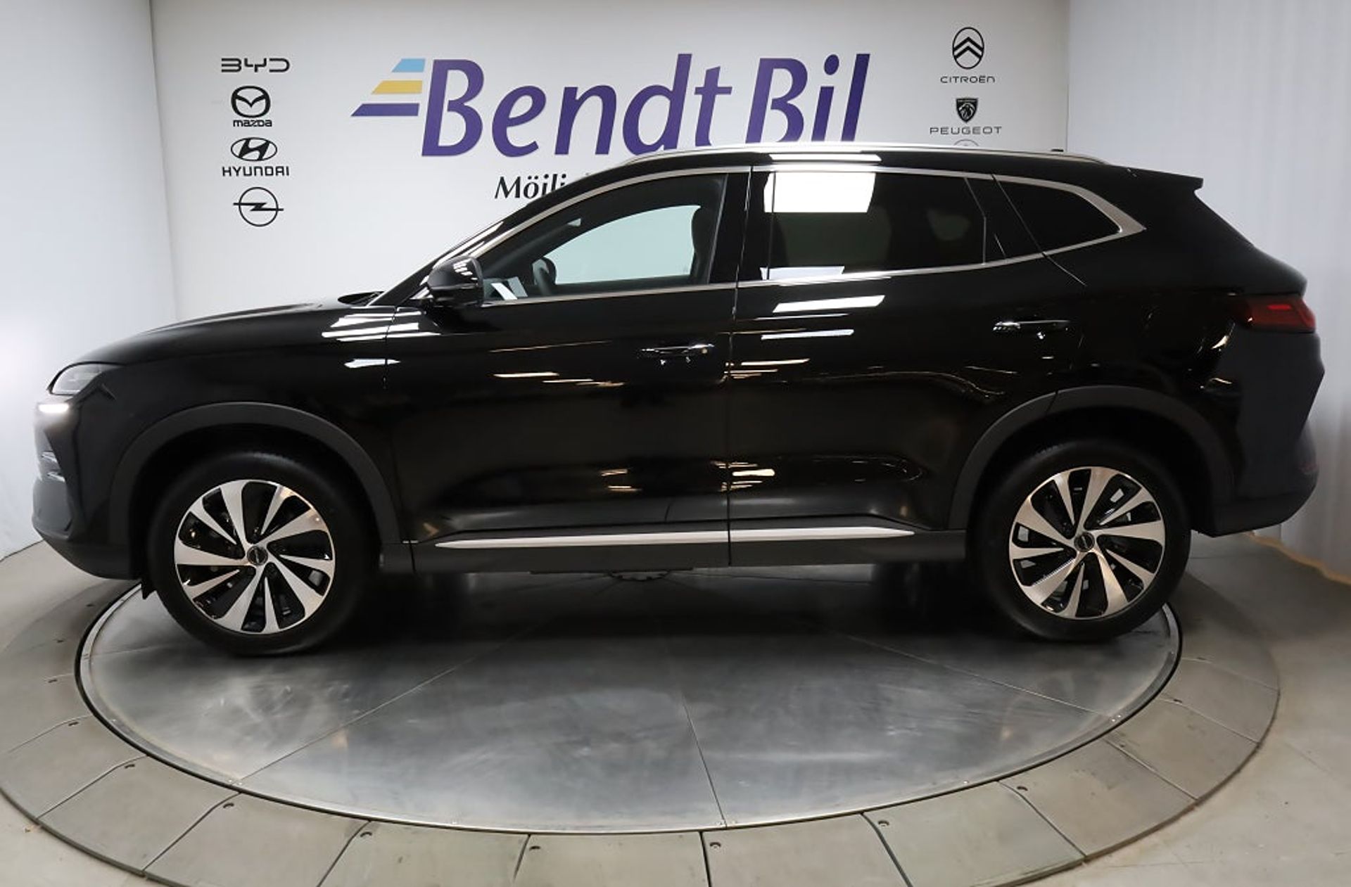 BYD Seal U DM-i 2026, bild 6/10