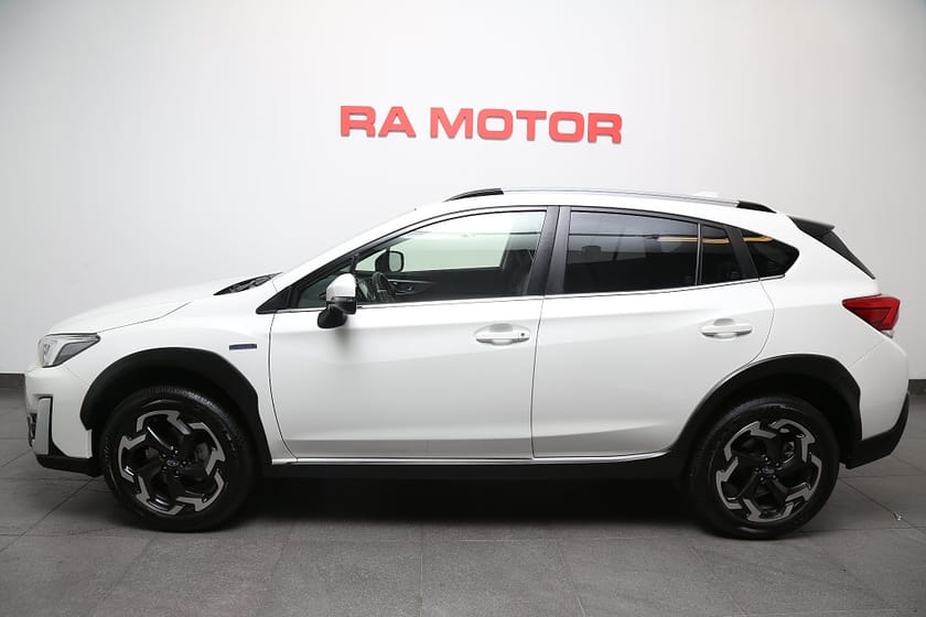 Bild 2 av Subaru XV e-Boxer XFuel 2,0i 150hk Active Black AWD Aut