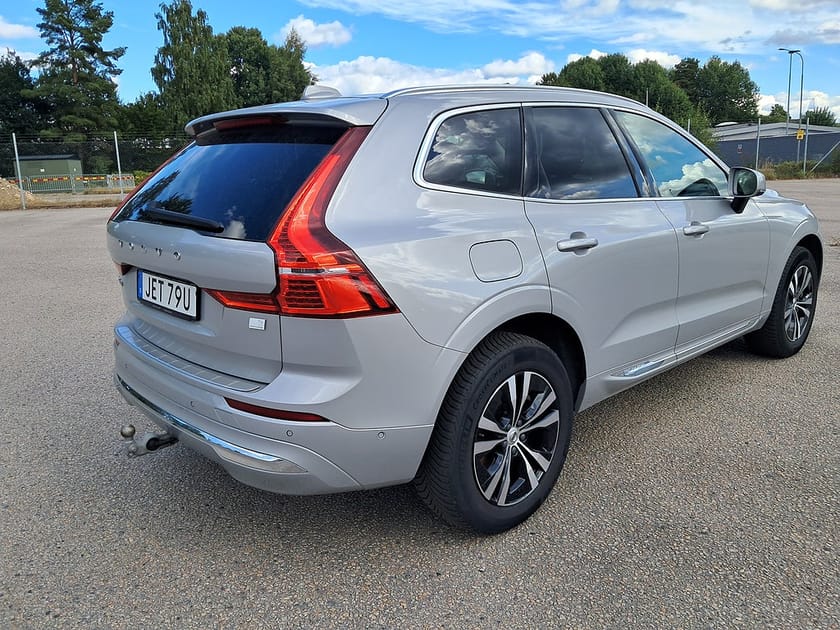 Bild 2 av Volvo XC60 T6 Recharge Core Edition plug in AWD 350HK Panorama Läder
