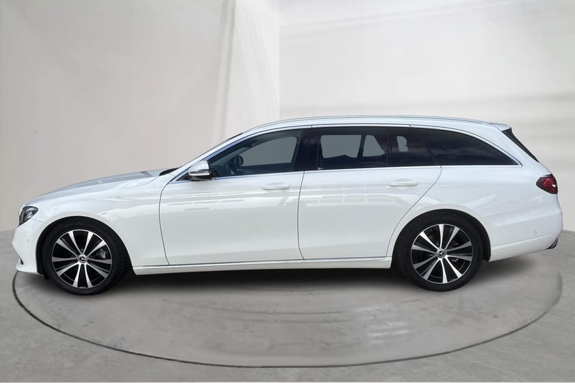 Bild 2 av Mercedes-Benz E 220 T d Kombi S213 (194hk) Avantgarde