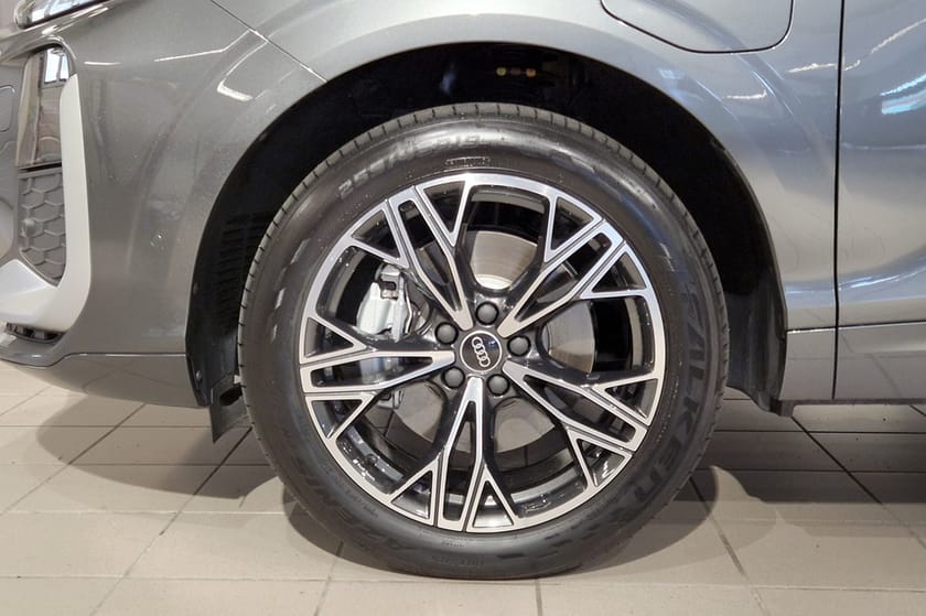 Bild 3 av Audi Q3 Sportback e-hybrid eHybrid | S line | Tech Plus | Komfortnyckel