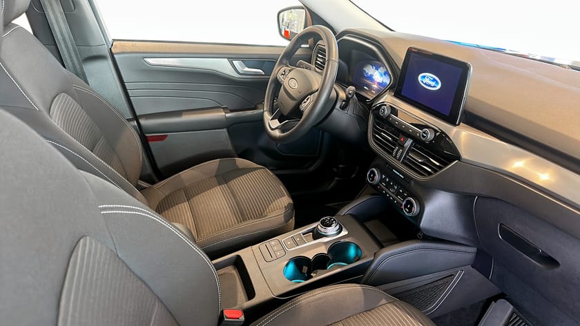 Bild 3 av Ford Kuga Plug-In Hybrid Titanium Phev Fwd, Aut