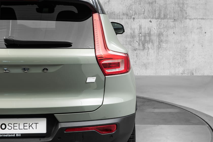 Bilde 4 av Volvo XC40 Recharge ULT FWD VOC/PANO/360/H&K/ACC/KROK