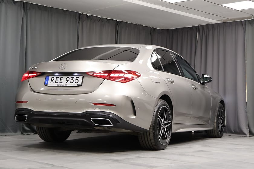 Bild 2 av Mercedes-Benz C 300 e AMG Premium Night 360 Drag Rattvärme Keyless
