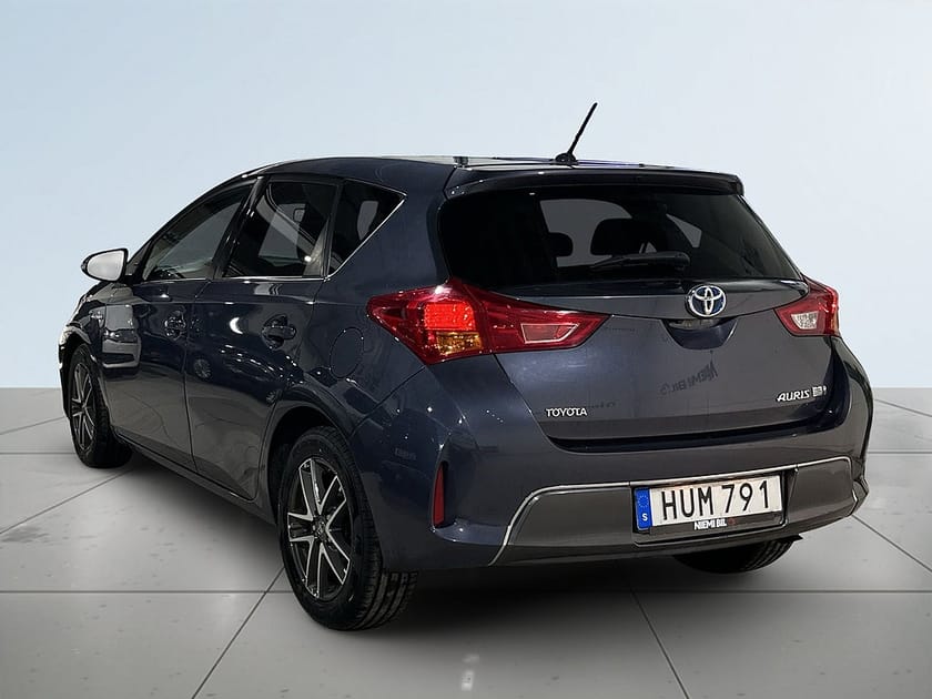Bild 5 av Toyota Auris Hybrid e-CVT Kamera 1 ägare Mvärm Kamkedja S/V-hjul