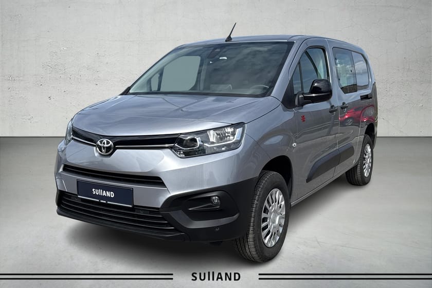 Bilde 1 av Toyota ProAce City 4X4 | LAV KILOMETER | HENGERFESTE | LANG
