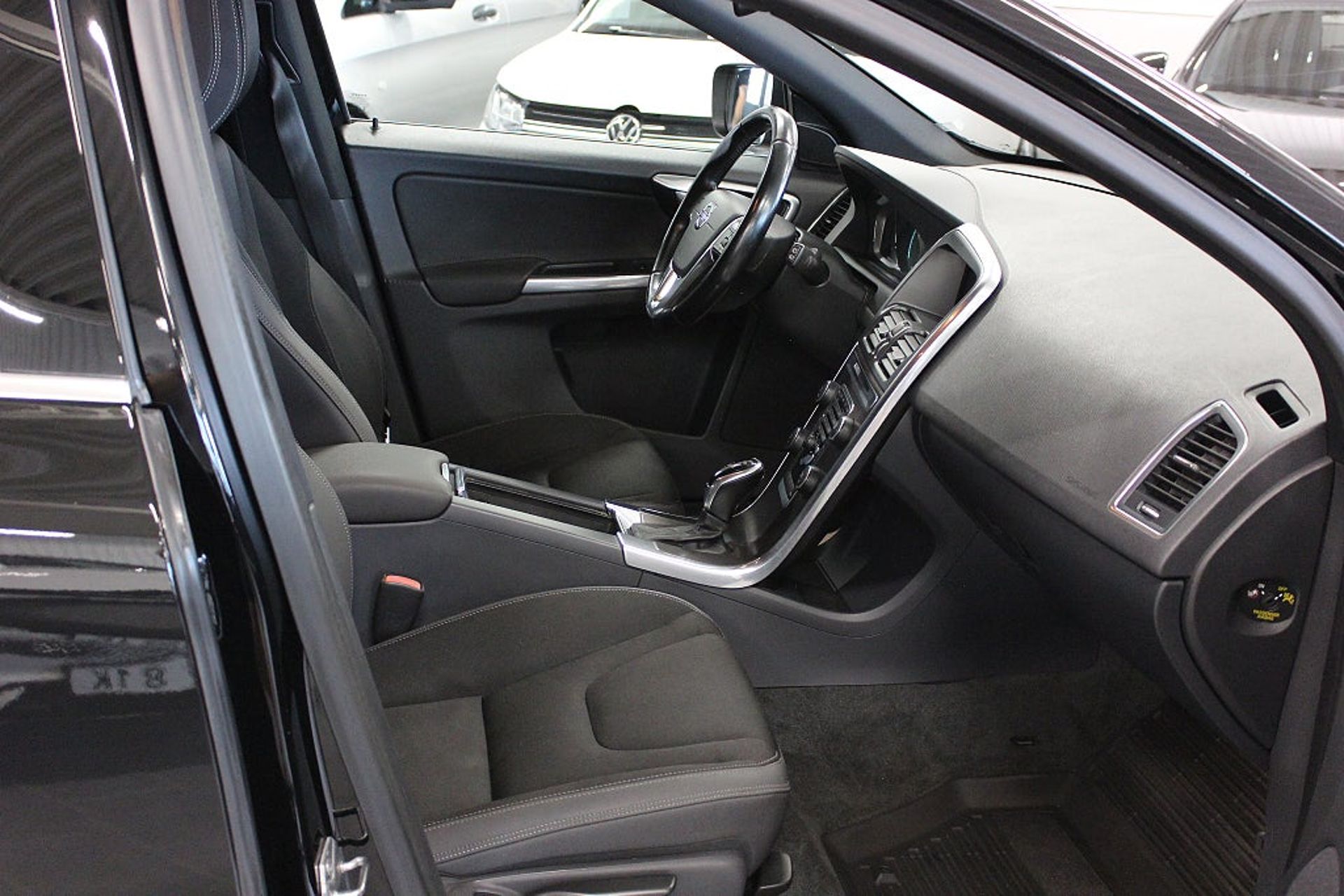Volvo XC60 2014, kuva 6/17