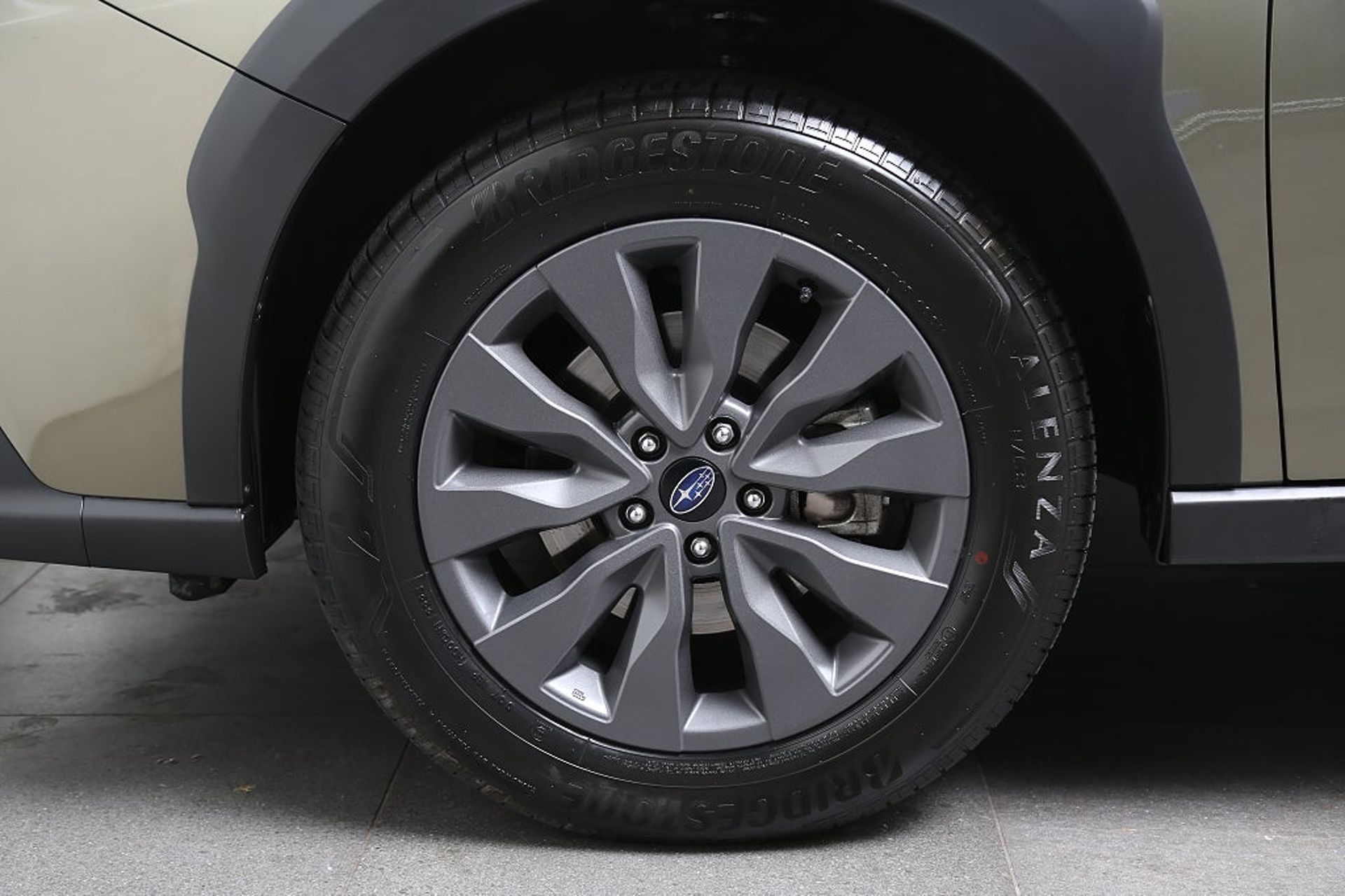 Subaru Outback Limited 2.5 4WD XFuel 2025, bild 4/10