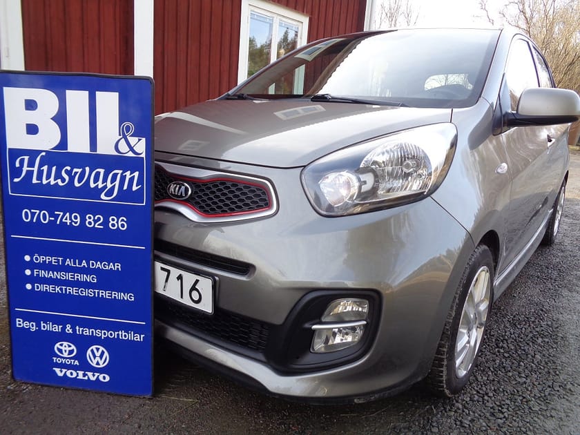 Bild 3 av Kia Picanto Special Edition NYRENOV. AC/ÅRSSK 360:-/FINANS/INBYTE